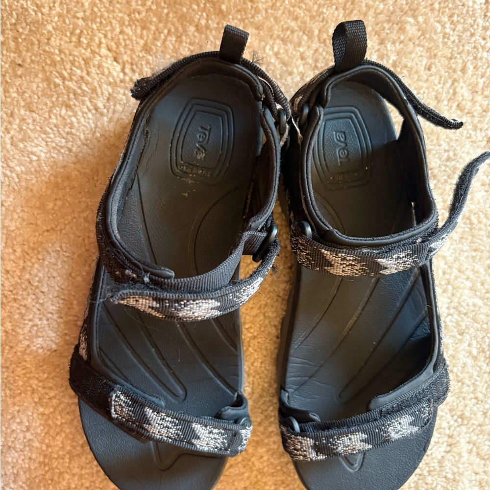 Teva Black and Gray boys youth Sandals
